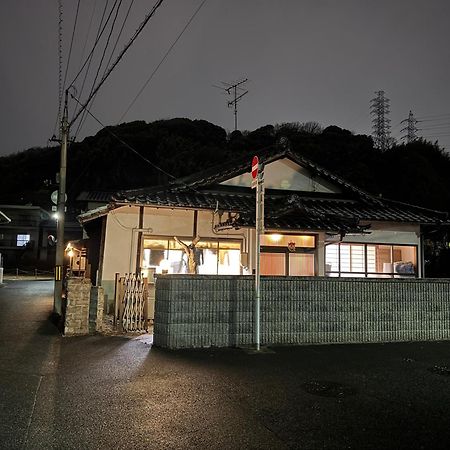Wholeearth Ryokan Hiroshima Eksteriør billede