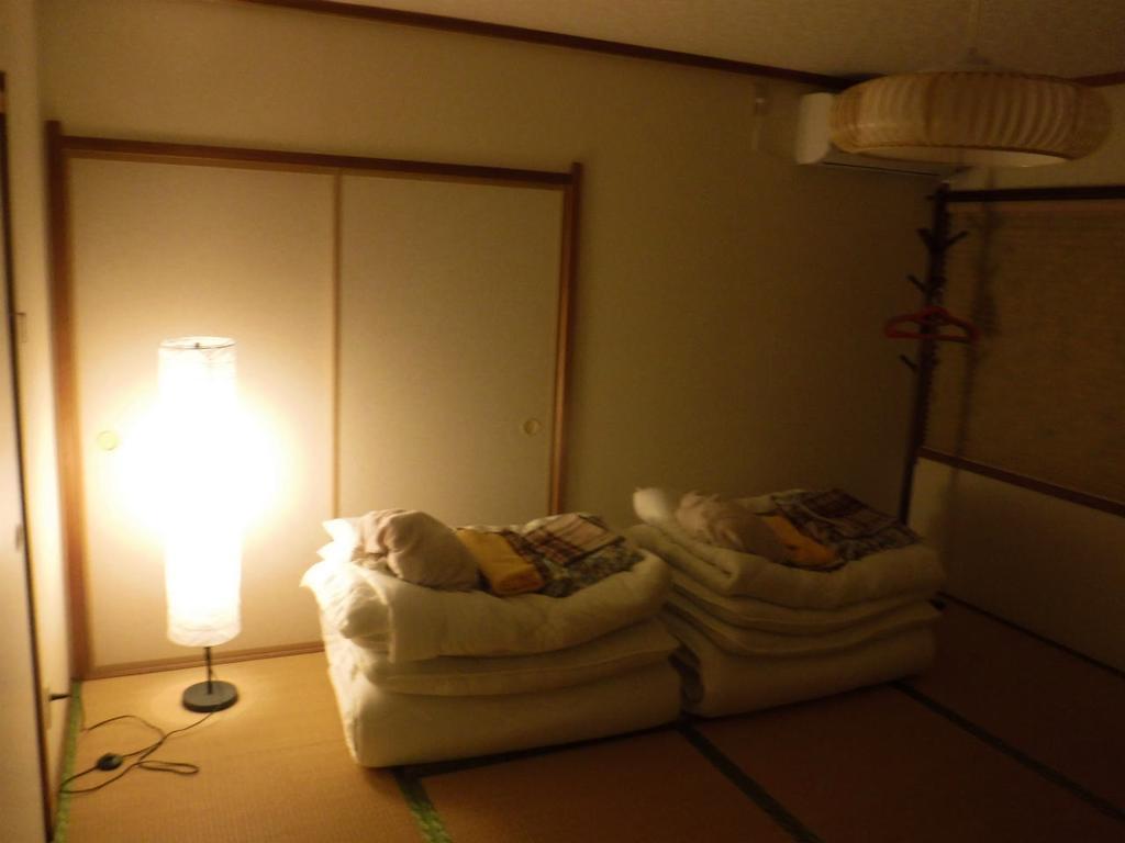 Wholeearth Ryokan Hiroshima Eksteriør billede