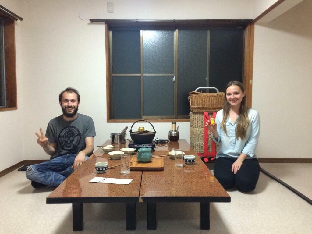 Wholeearth Ryokan Hiroshima Eksteriør billede
